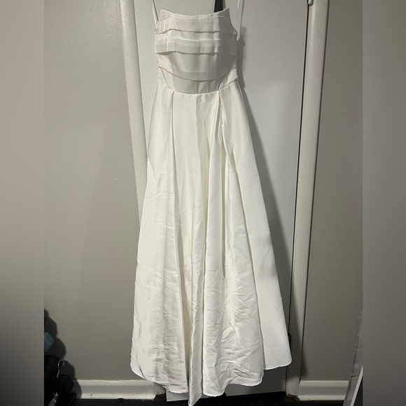 X Revolve Heidi Gown - Sau Lee - Picture 4 of 10